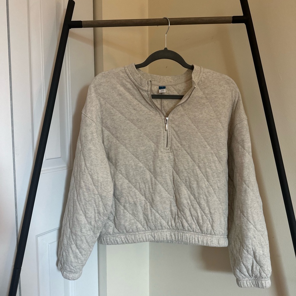 Old Navy M Quilted Sweater, Light Grey